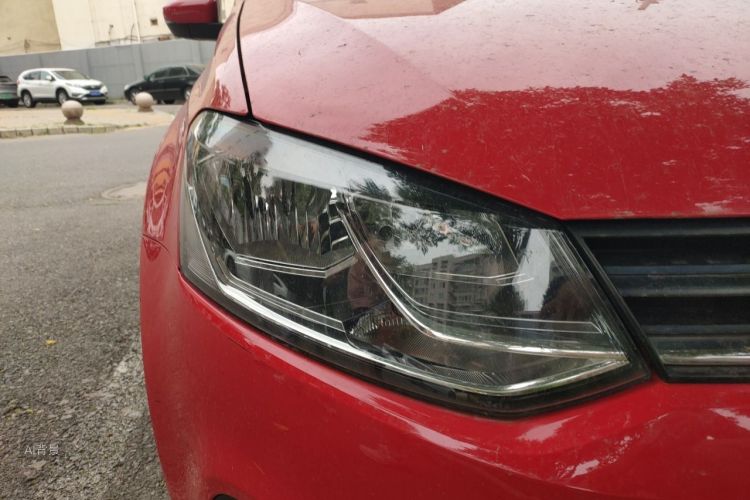 Volkswagen Polo 2016 car image #8