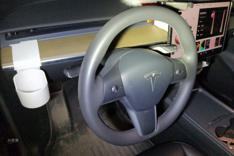 Tesla Model Y 2023 #12 Tesla Model Y 2023 car image #12
