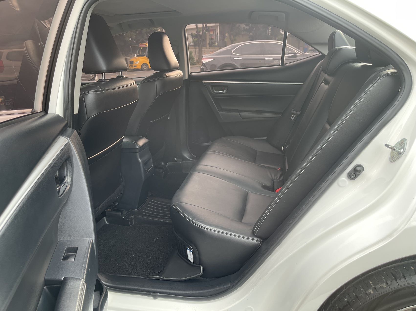 Toyota Corolla 2018 car image #8