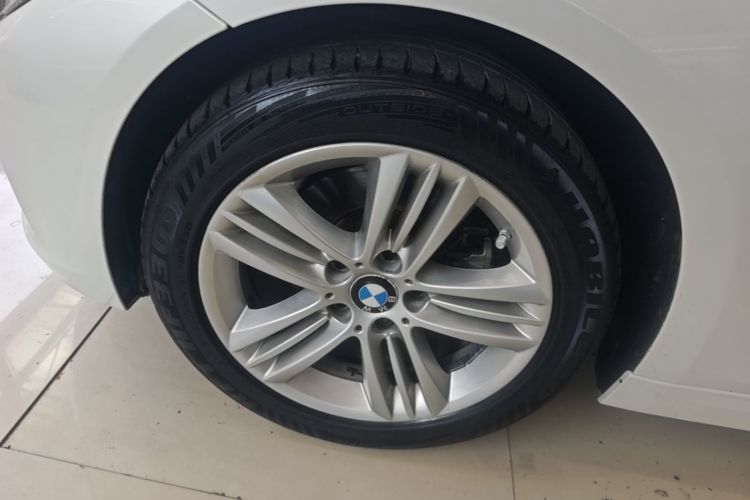 BMW 3 Series 2016 car image #9