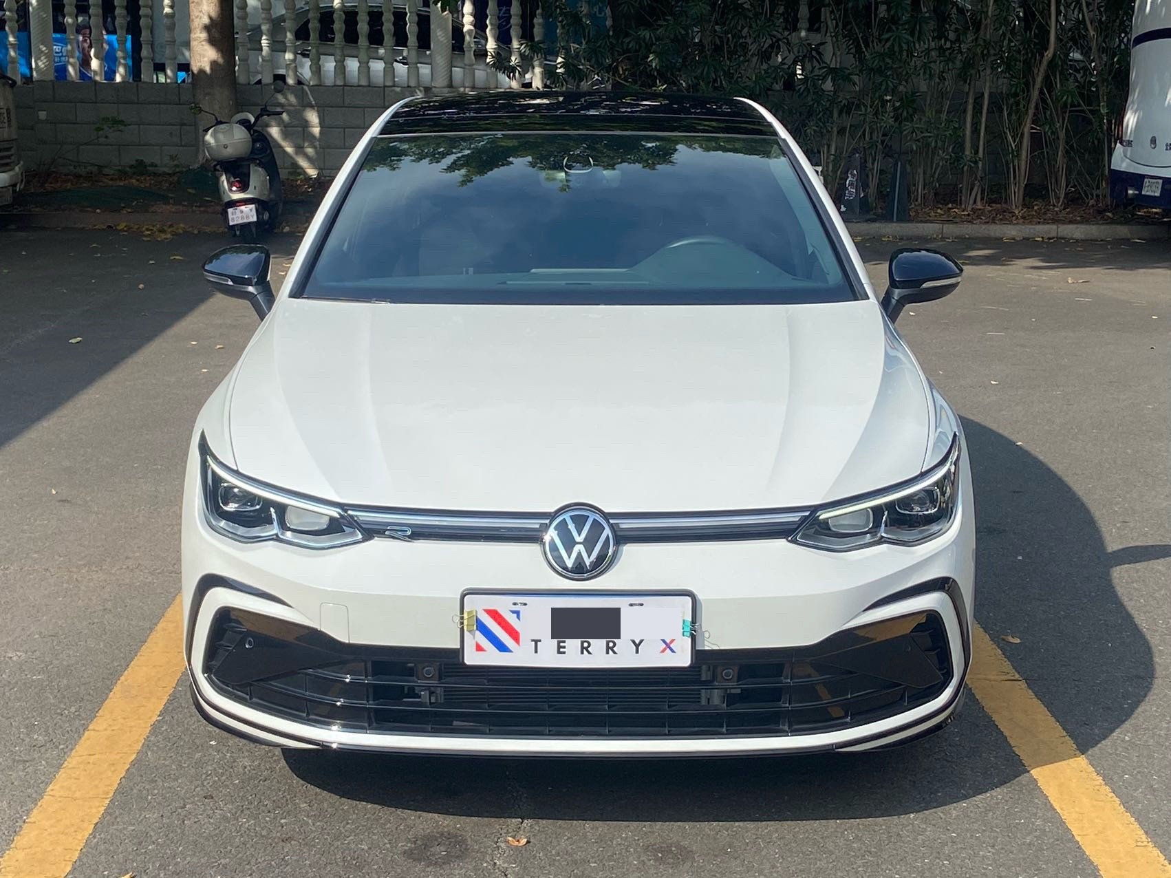 2023 car image #2