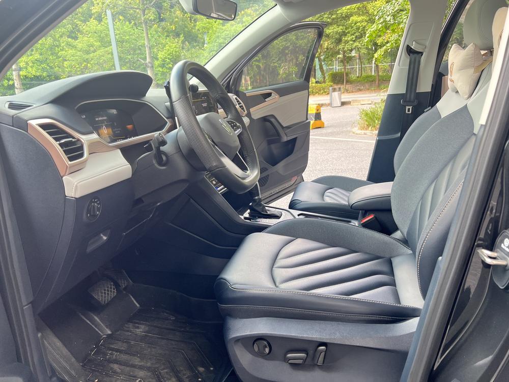 Volkswagen Tharu 2023 صورة سيارة #13