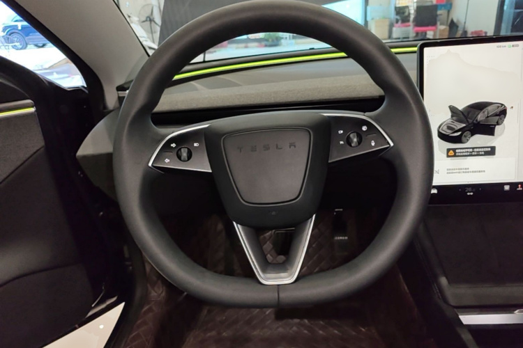 Tesla Model 3 2024 #11 Tesla Model 3 2024 car image #11