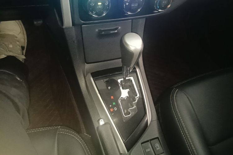 Toyota Corolla 2018 #14 Toyota Corolla 2018 car image #14