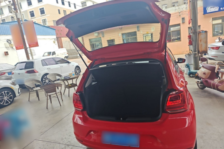 Volkswagen Polo 2016 #19 Volkswagen Polo 2016 car image #19