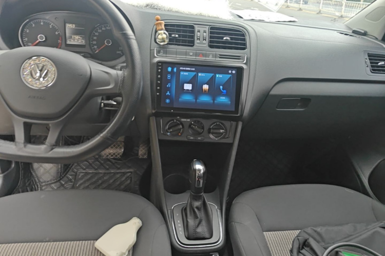 Volkswagen Polo 2018 #10 Volkswagen Polo 2018 car image #10