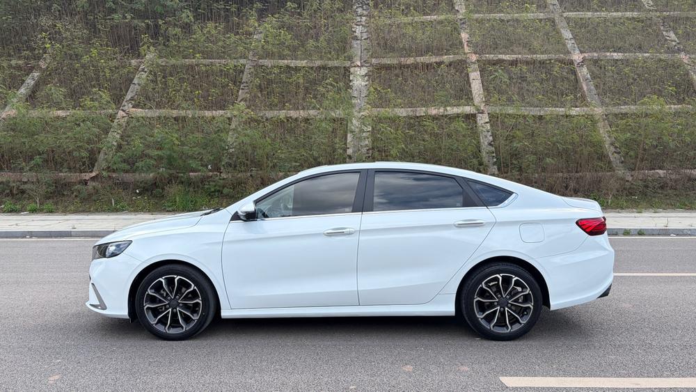GEELY Binray 2022 #4 GEELY Binray 2022 car image #4