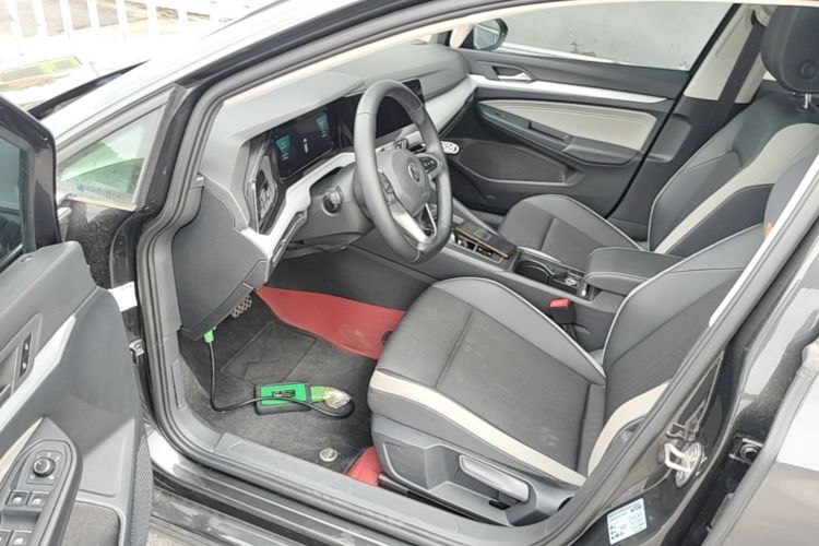 Volkswagen Golf 2021 #12 Volkswagen Golf 2021 car image #12