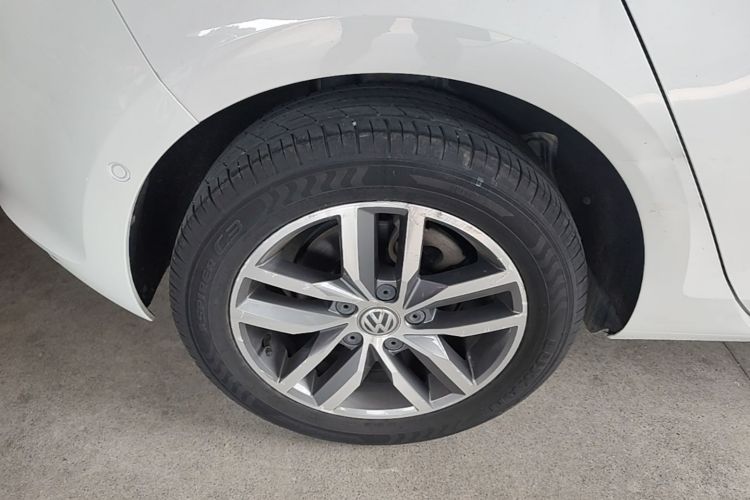 Volkswagen Golf 2017 #10 Volkswagen Golf 2017 car image #10