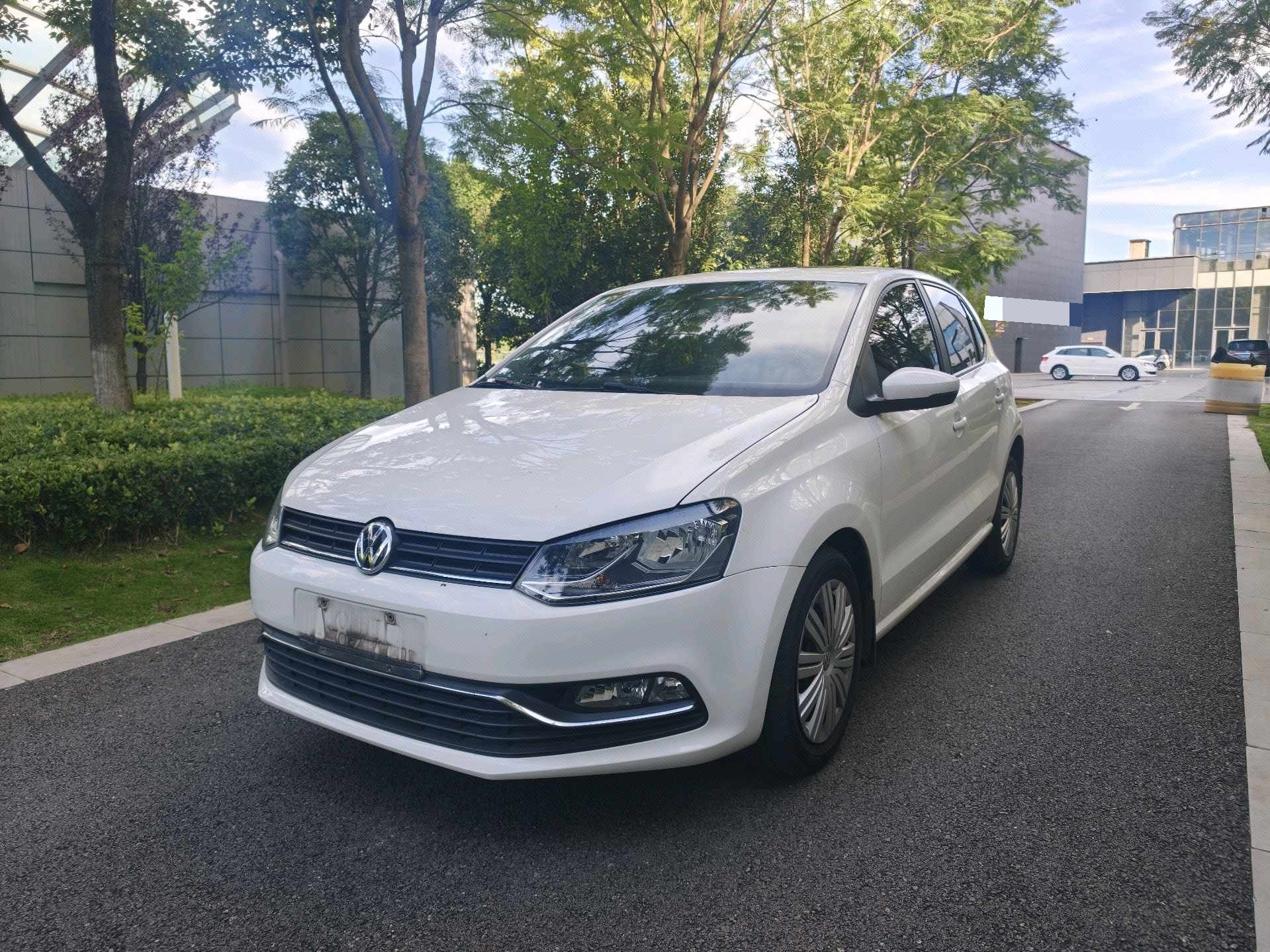 Volkswagen Polo 2019 car image 