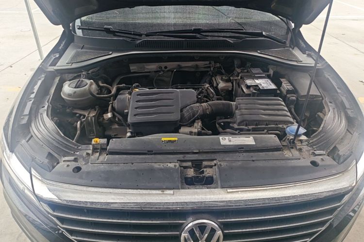 Volkswagen Lavida 2018 car image #22