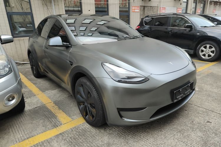 Tesla Model Y 2022 #6 Tesla Model Y 2022 car image #6