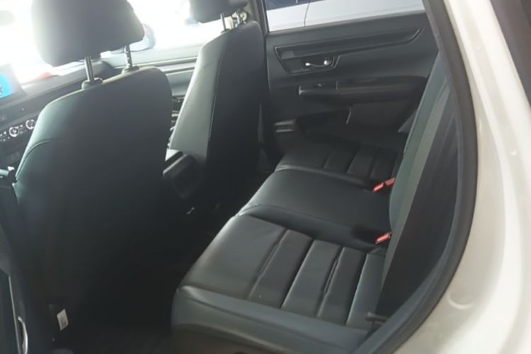 Honda CR-V 2023 car image #13