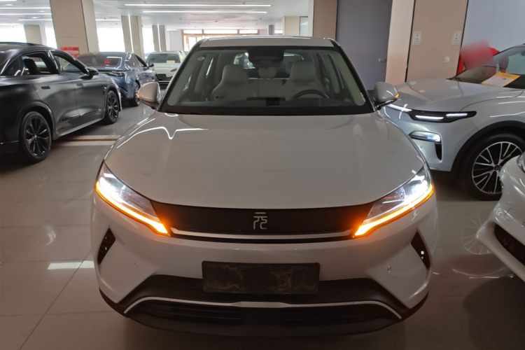 BYD YuanUP 2025 #3 BYD YuanUP 2025 car image #3