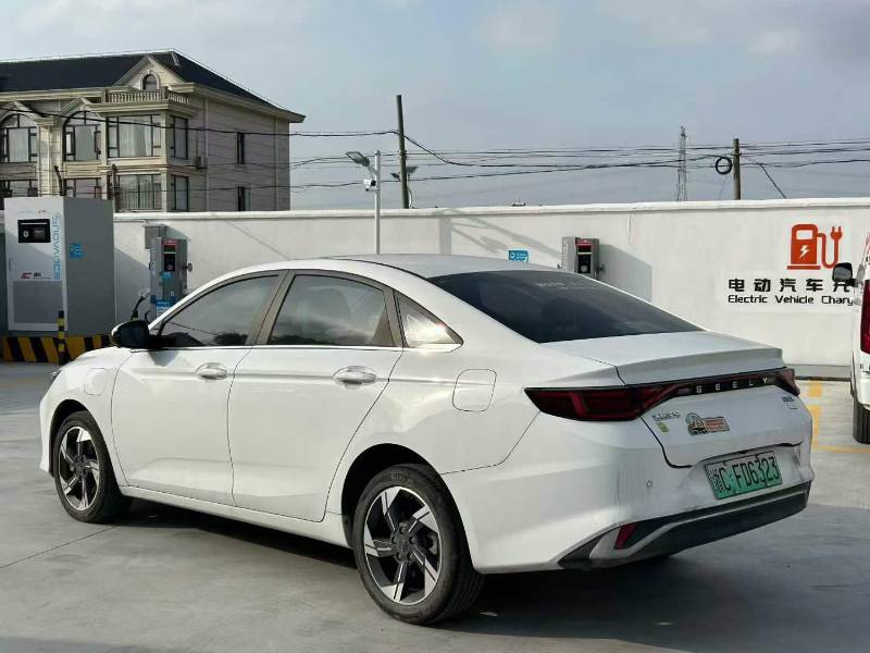GEELY Emgrand L HiP 2023 car image #6