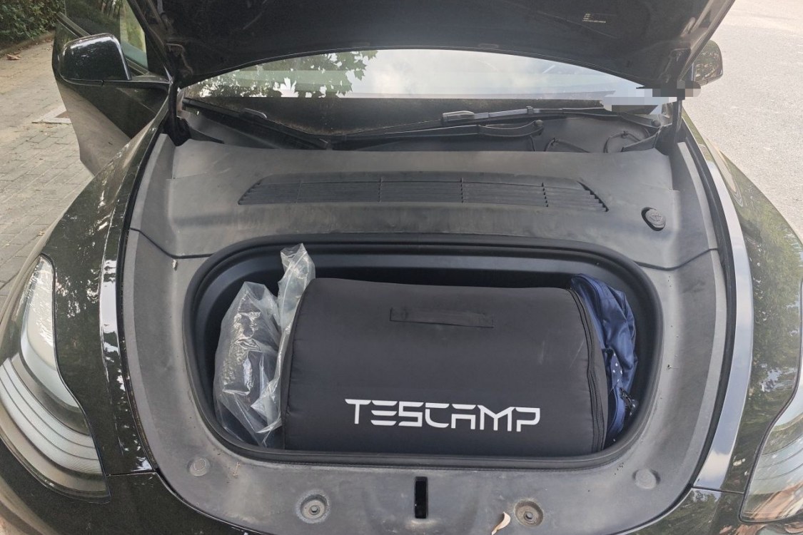 Tesla Model Y 2024 #10 Tesla Model Y 2024 صورة سيارة #10