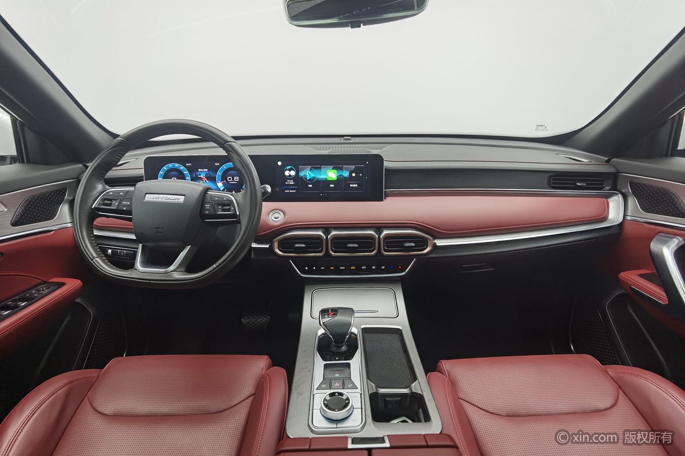 Jetour X70 PLUS 2024 car image #12