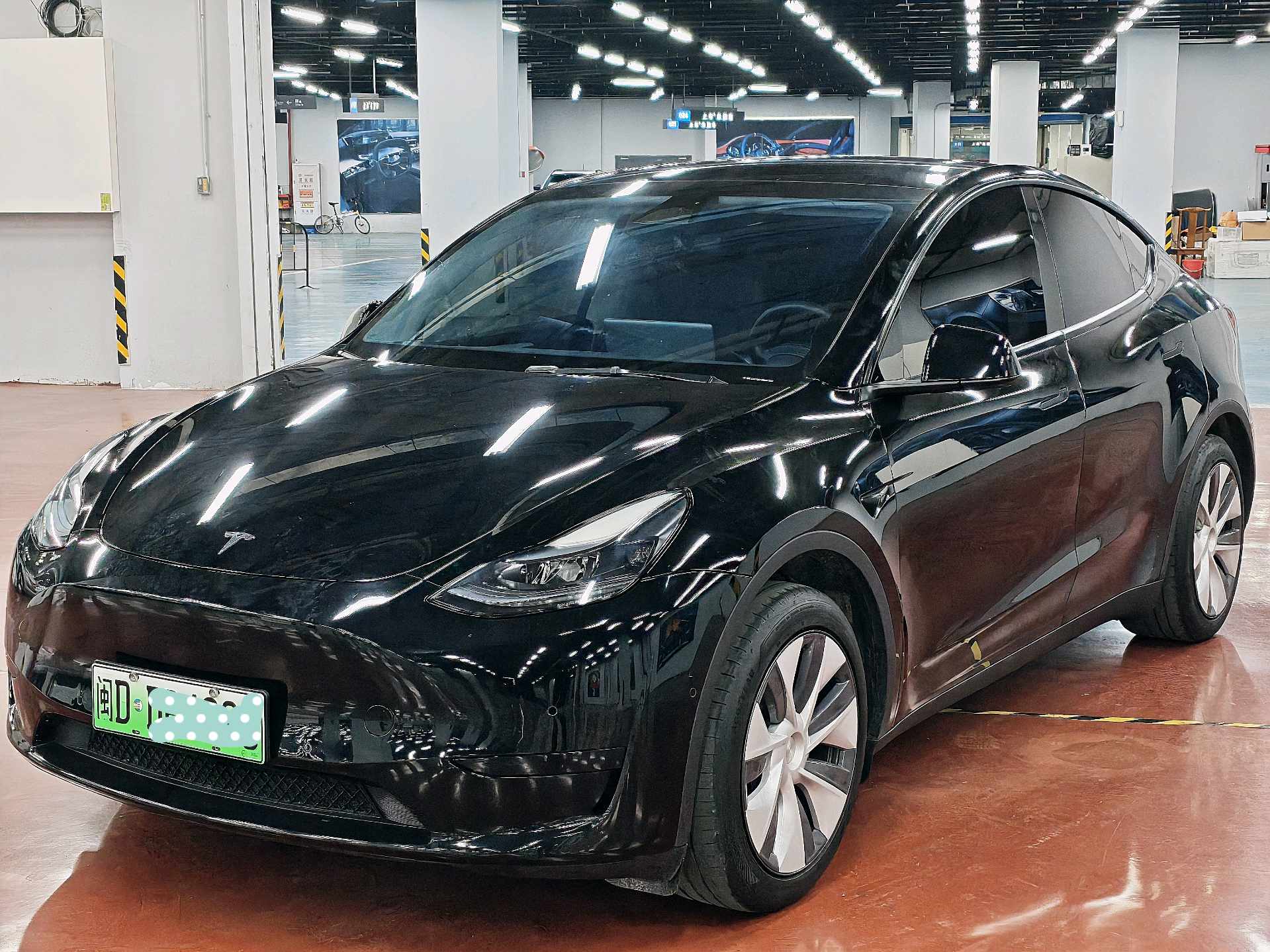Tesla Model Y 2022 Tesla Model Y 2022 car image