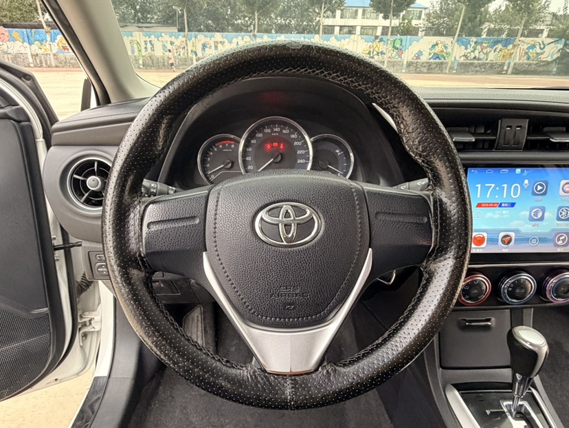 Toyota Corolla 2018 #7 Toyota Corolla 2018 car image #7