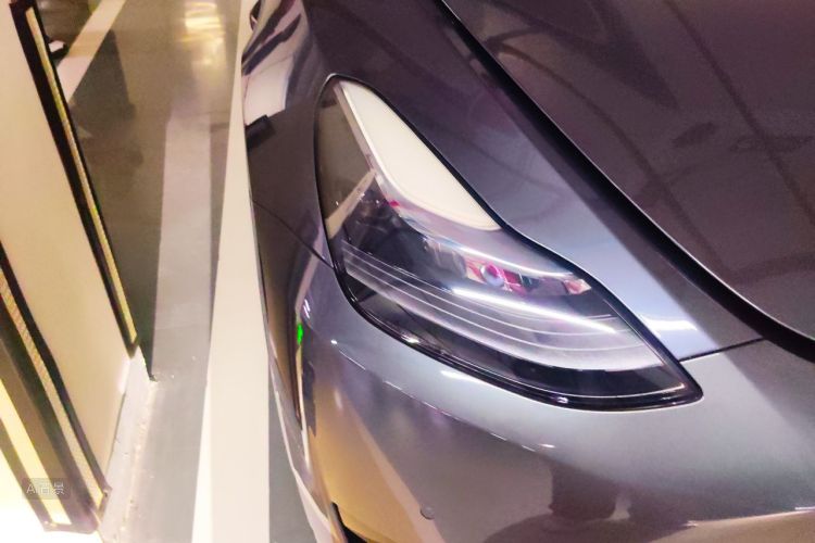 Tesla Model Y 2022 #8 Tesla Model Y 2022 car image #8