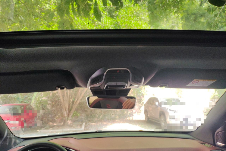 GEELY Coolray 2020 #20 GEELY Coolray 2020 car image #20