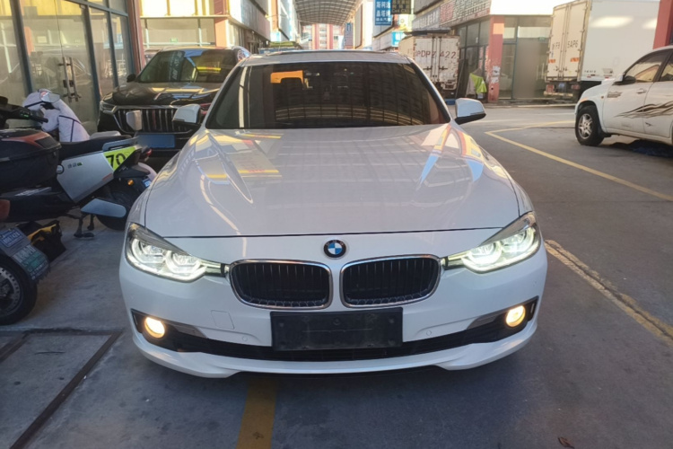 BMW 3 Series 2017 #3 BMW 3 Series 2017 car image #3