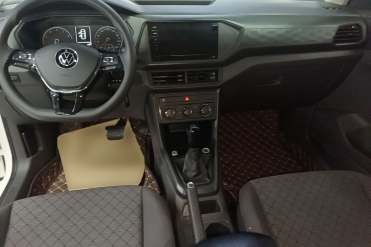 Volkswagen T-Cross 2021 car image #11