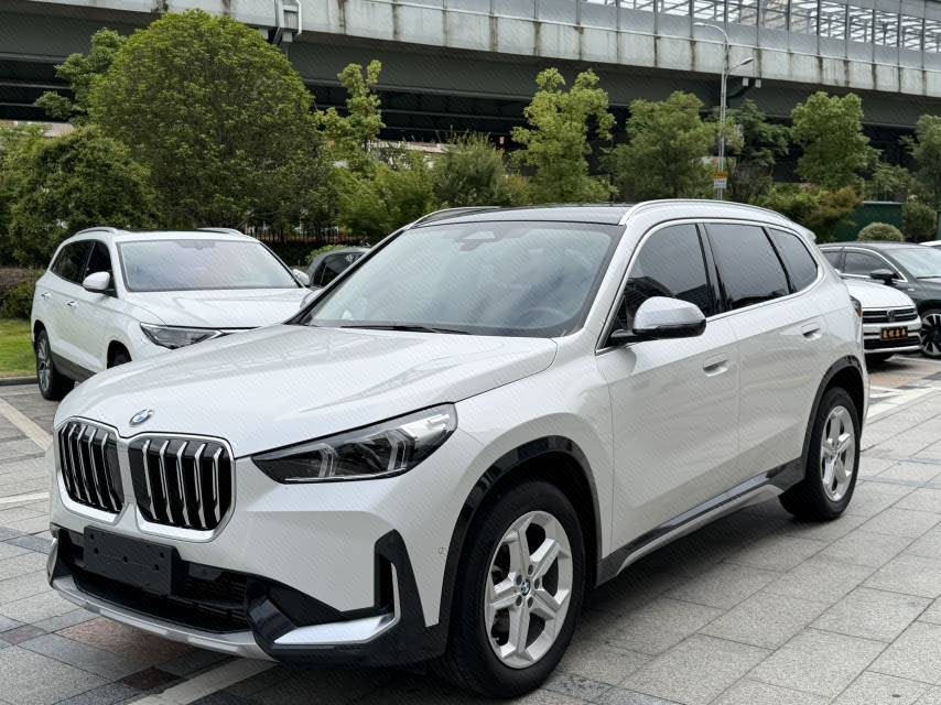 BMW X1 2023 BMW X1 2023 car image