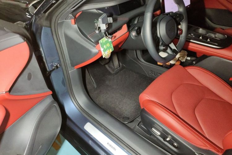 MI SU7 2024 car image #13