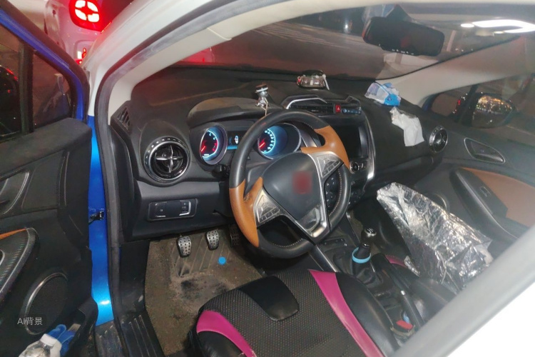 BYD Yuan 2016 car image #11