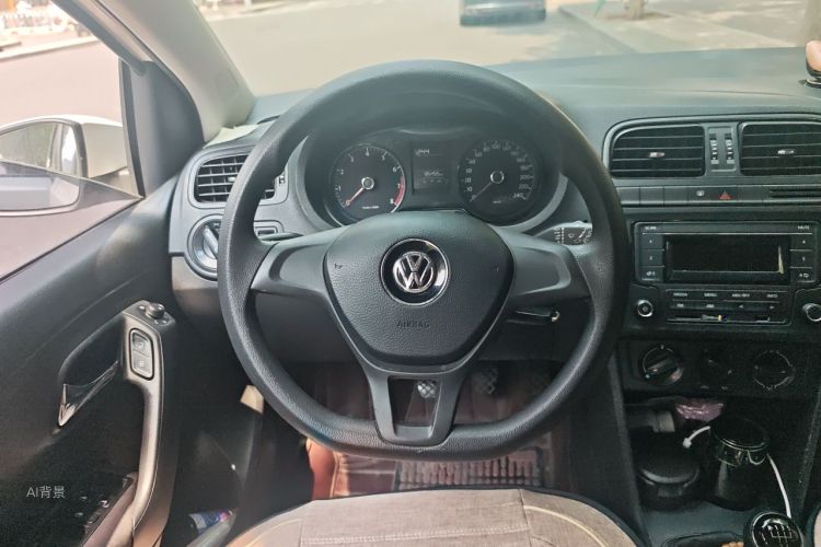 Volkswagen Polo 2015 #12 Volkswagen Polo 2015 car image #12