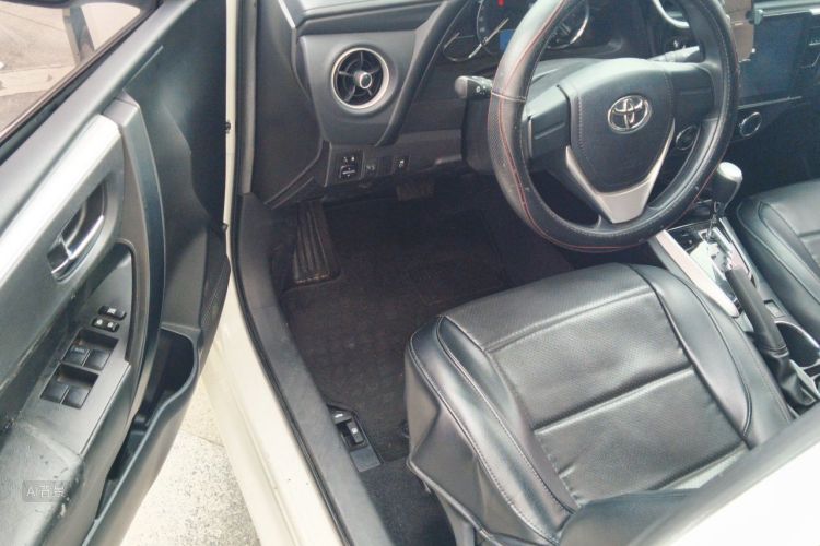 Toyota Corolla 2018 #18 Toyota Corolla 2018 car image #18