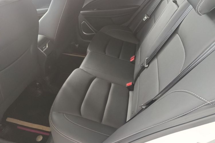 GEELY Emgrand 2020 #17 GEELY Emgrand 2020 car image #17