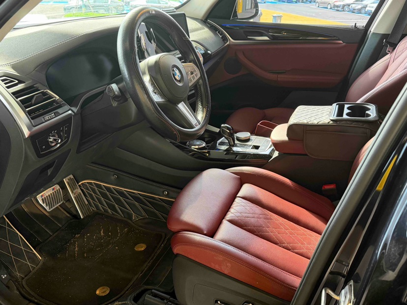 BMW X3 2023 car image #2