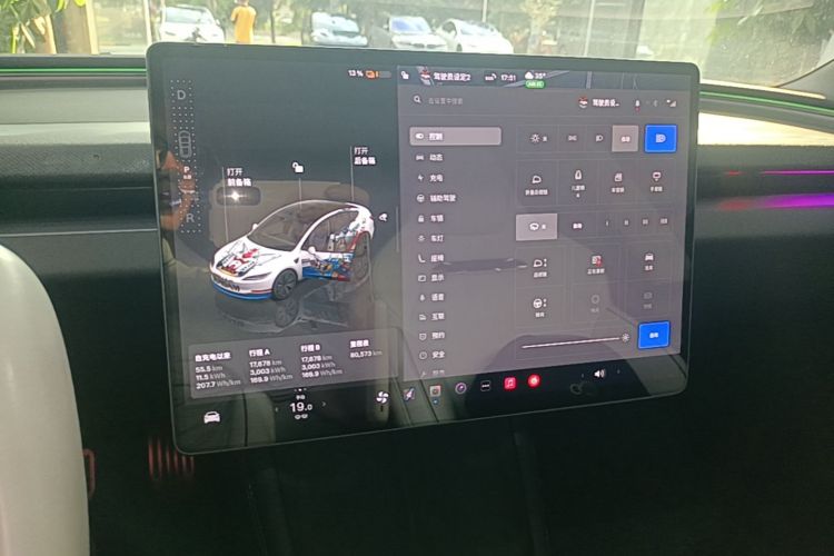 Tesla Model 3 2024 #13 Tesla Model 3 2024 car image #13