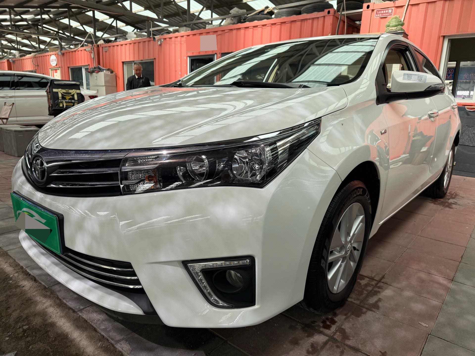 Toyota Corolla 2015 Toyota Corolla 2015 car image