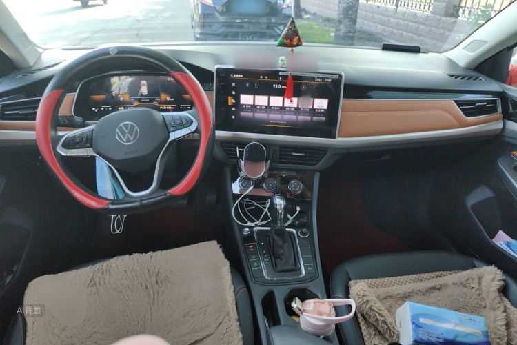 Volkswagen Bora 2022 car image #11