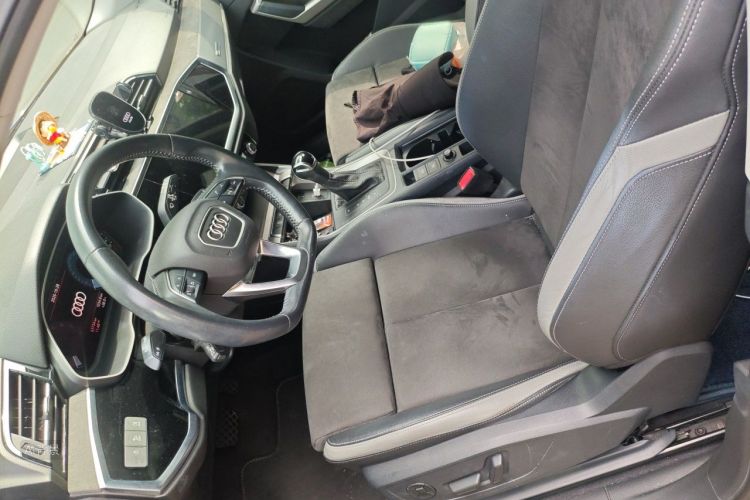 Audi Q3 2021 #17 Audi Q3 2021 изображение автомобиля #17