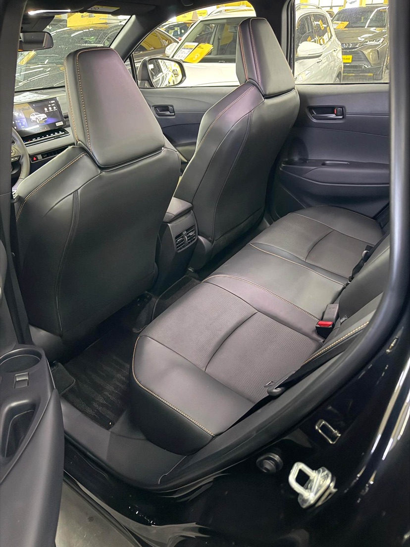 Toyota Corolla Cross 2026 car image #2
