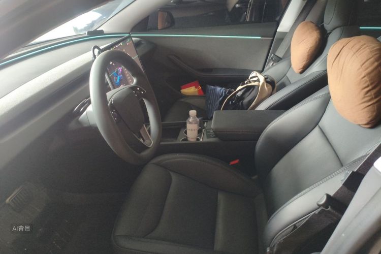 Tesla Model 3 2024 car image #17