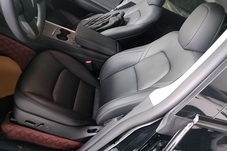 Tesla Model Y 2023 #15 Tesla Model Y 2023 car image #15
