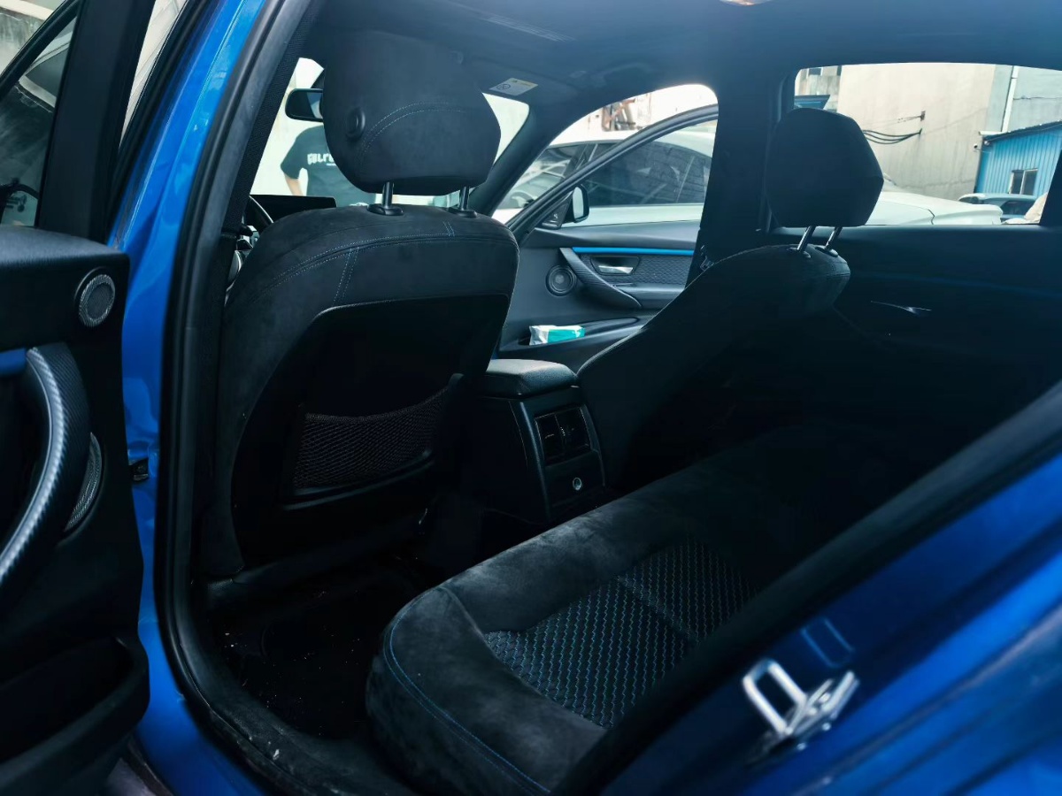 BMW 3 Series 2017 #4 BMW 3 Series 2017 car image #4