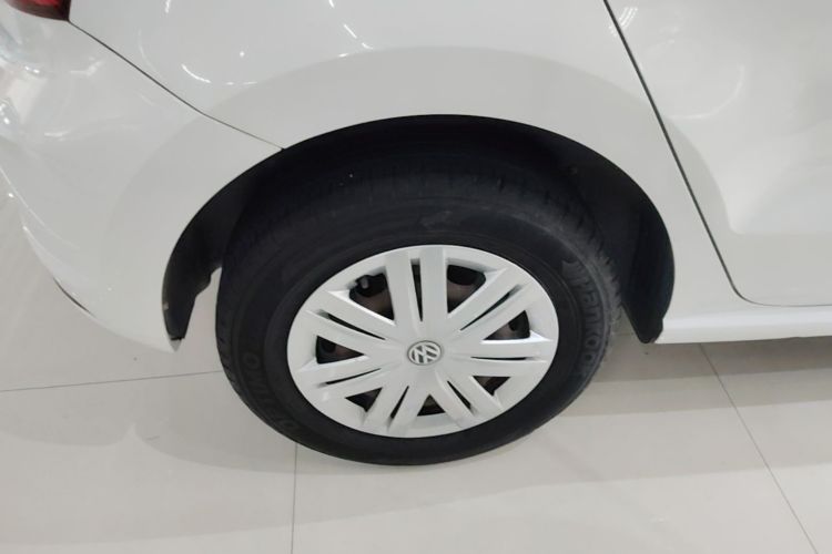 Volkswagen Polo 2016 #4 Volkswagen Polo 2016 car image #4