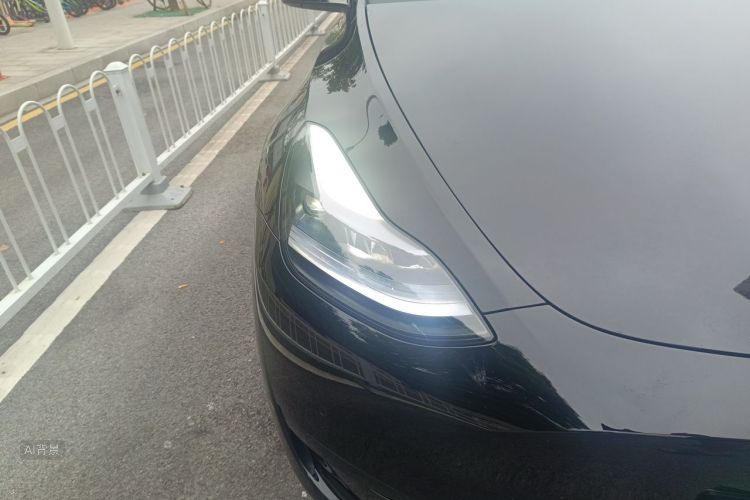 Tesla Model Y 2024 car image #8