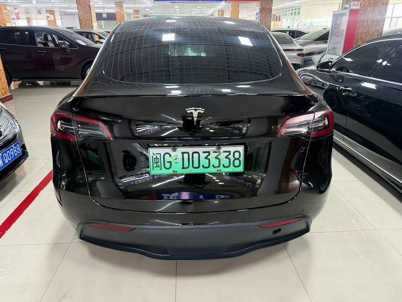 Tesla Model Y 2021 #7 Tesla Model Y 2021 car image #7