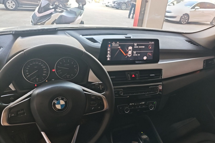BMW X1 2016 #10 BMW X1 2016 car image #10
