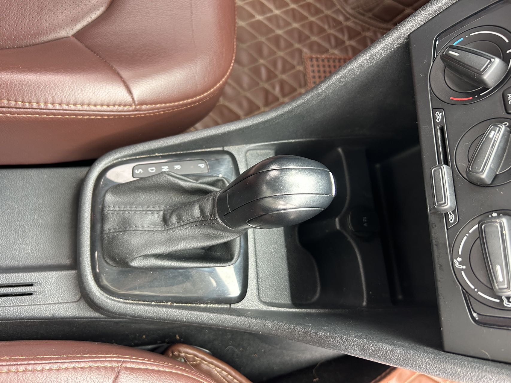 Volkswagen Santana 2016 #7 Volkswagen Santana 2016 car image #7