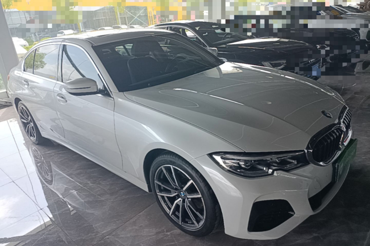 BMW 3 Series 2022 #4 BMW 3 Series 2022 car image #4