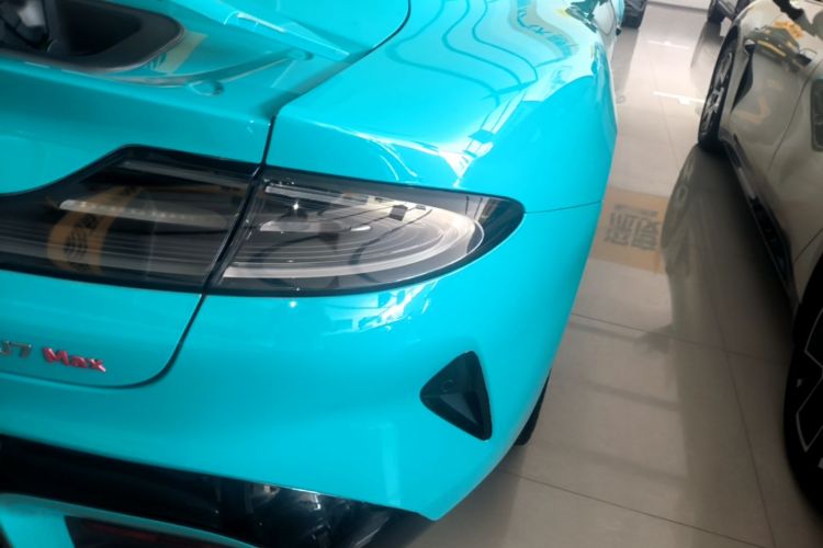 MI SU7 2024 car image #8