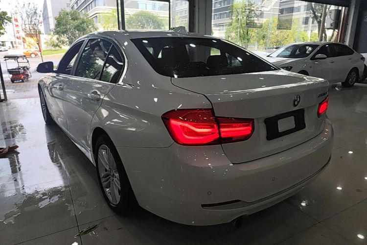 BMW 3 Series 2016 #5 BMW 3 Series 2016 car image #5